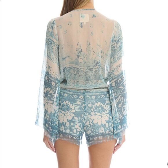 Chaser Boho Blue Silk Chiffon Floral Tapestry Bell Sleeve Fringe Romper - Picture 3 of 16